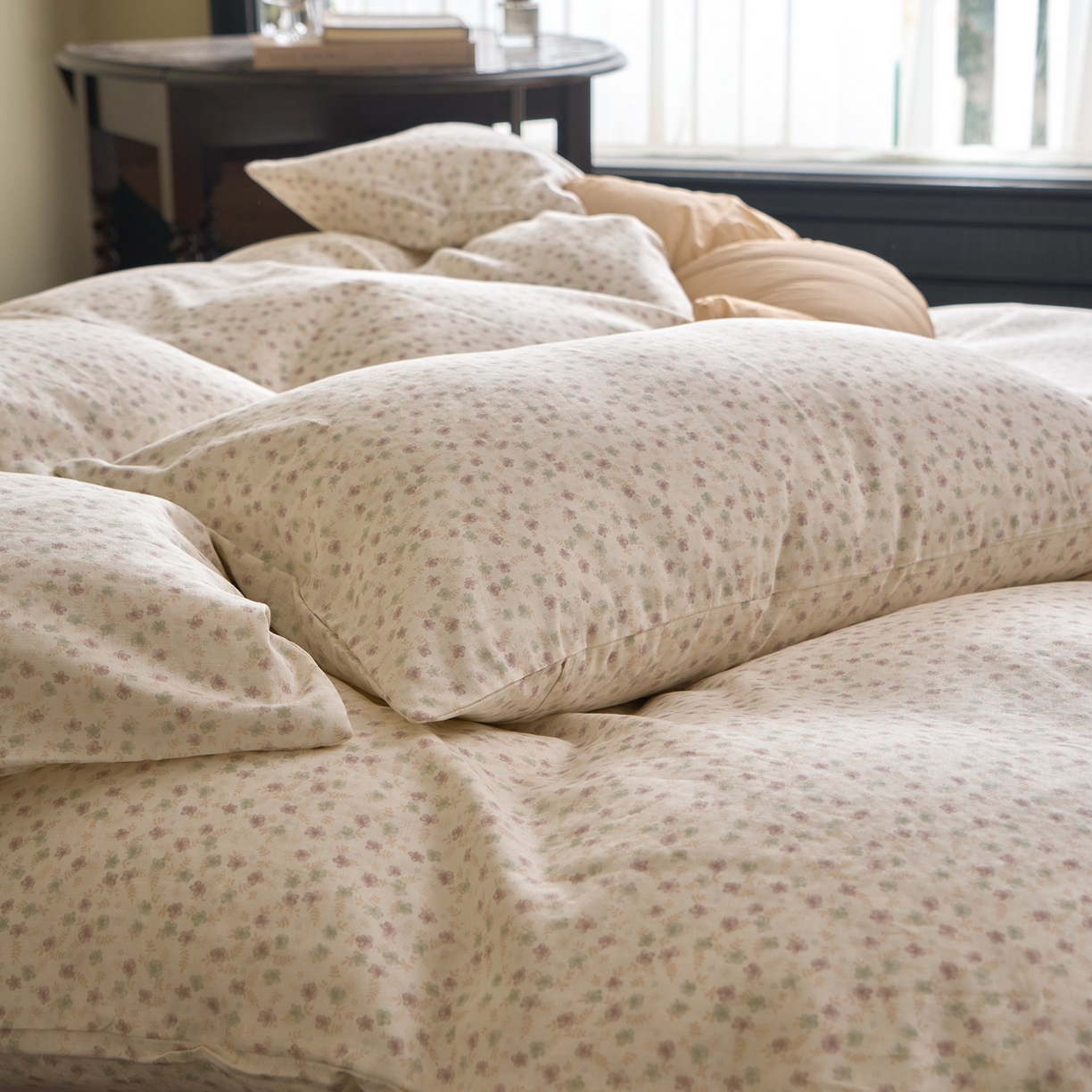 91家纺网 家纺一手货源 找家纺 洋铭区（原狠狠爱） 2026春季新款简约全棉 无边双层纱 四件套系列 春色绿意