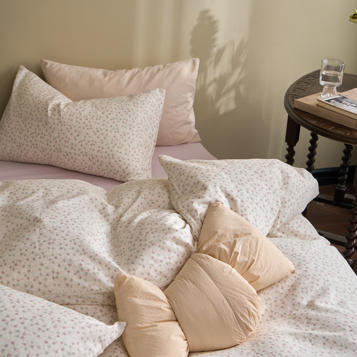 91家纺网 家纺一手货源 找家纺 洋铭区（原狠狠爱） 2026春季新款简约全棉 无边双层纱 四件套系列 春色绿意