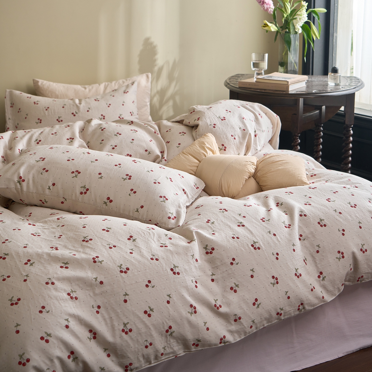 91家纺网 家纺一手货源 找家纺 洋铭区（原狠狠爱） 2026春季新款简约全棉 无边双层纱 四件套系列 红果果