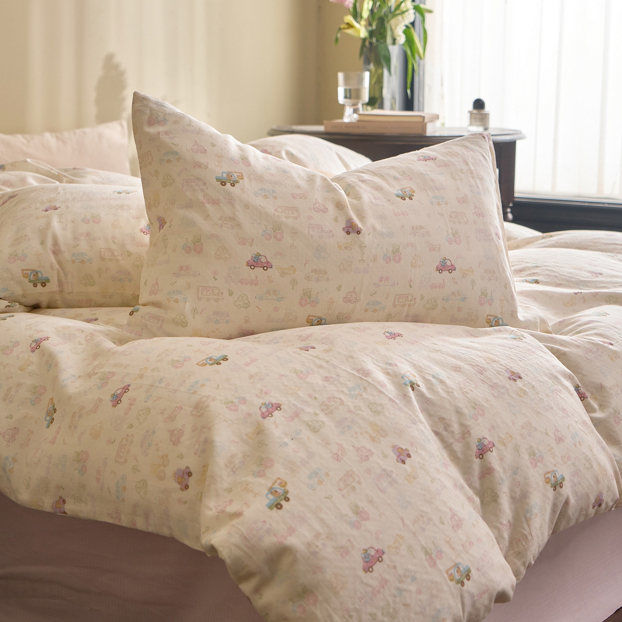 91家纺网 家纺一手货源 找家纺 洋铭区（原狠狠爱） 2026春季新款简约全棉 无边双层纱 四件套系列 卡卡小汽车