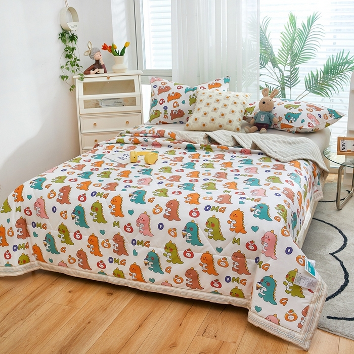 91家纺网 家纺一手货源 找家纺 黛妮雅 2026新款双面全棉羽丝夏被 恐龙宝贝