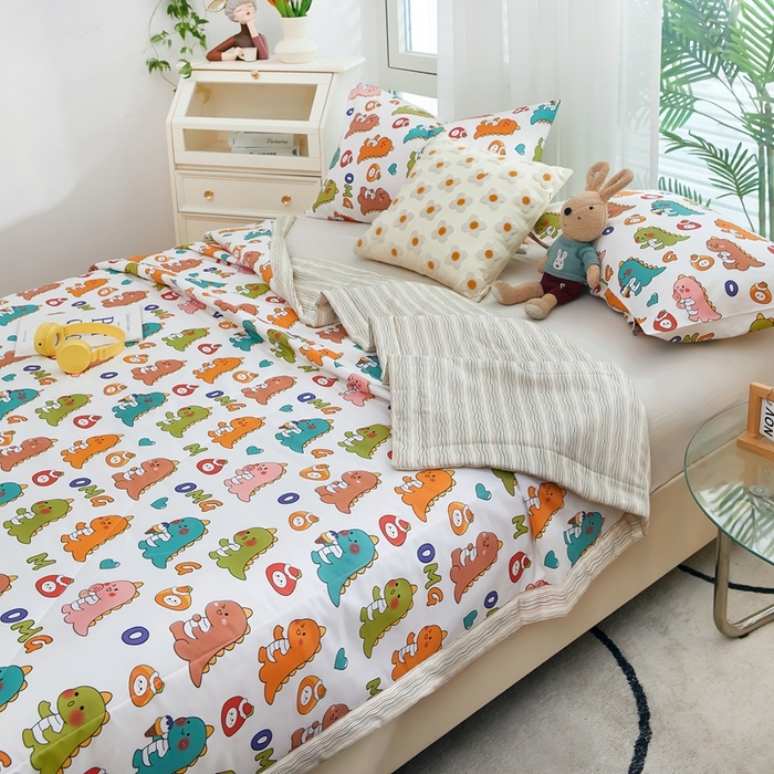 91家纺网 家纺一手货源 找家纺 黛妮雅 2026新款双面全棉羽丝夏被 恐龙宝贝