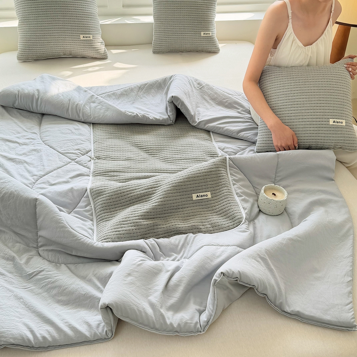 91家纺网 家纺一手货源 找家纺 番茄+ 2026新款春夏色织全棉极简主义抱枕被 莫兰迪灰