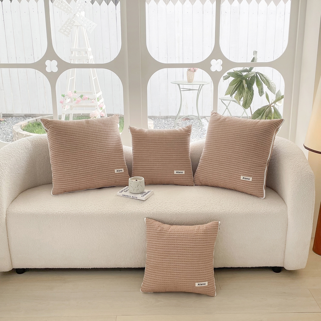 91家纺网 家纺一手货源 找家纺 番茄+ 2026新款春夏色织全棉极简主义抱枕被 深咖