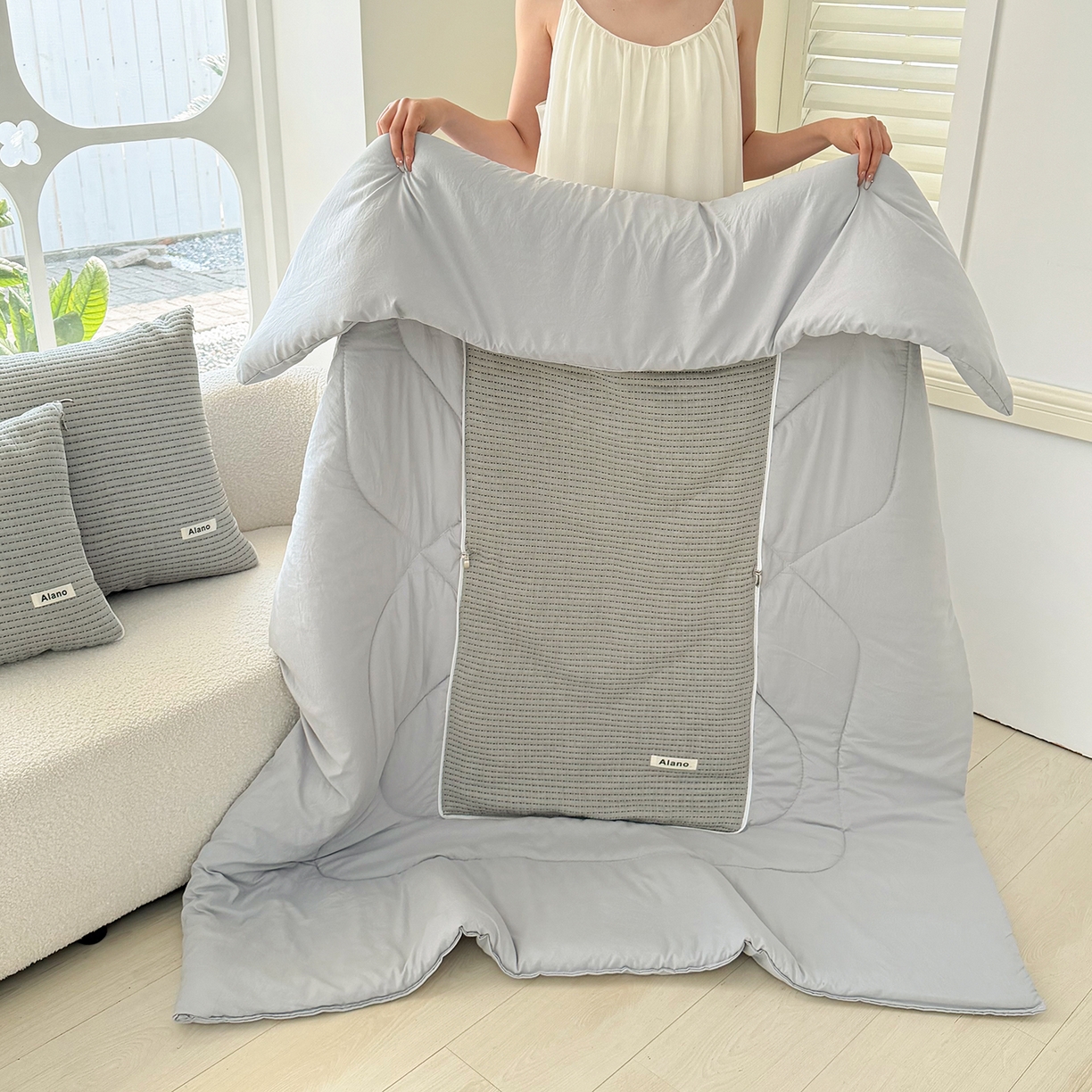 91家纺网 家纺一手货源 找家纺 番茄+ 2026新款春夏色织全棉极简主义抱枕被 莫兰迪灰