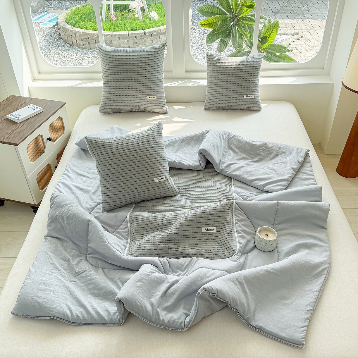 91家纺网 家纺一手货源 找家纺 番茄+ 2026新款春夏色织全棉极简主义抱枕被 莫兰迪灰