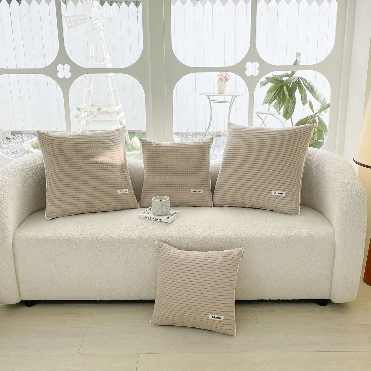 91家纺网 家纺一手货源 找家纺 番茄+ 2026新款春夏色织全棉极简主义抱枕被 浅咖