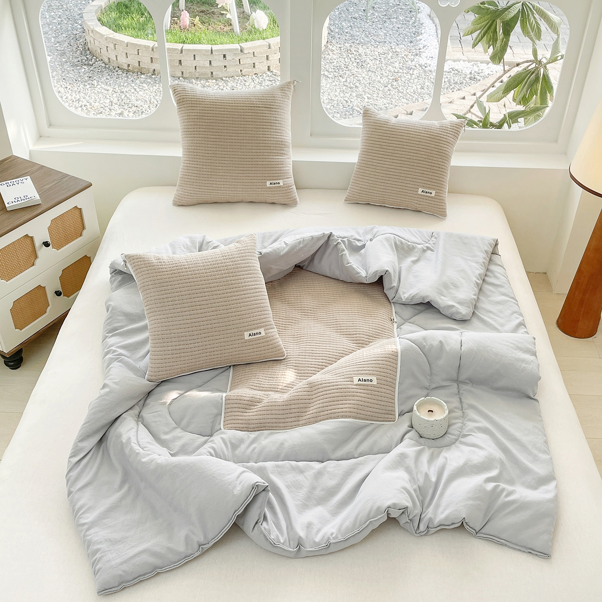 91家纺网 家纺一手货源 找家纺 番茄+ 2026新款春夏色织全棉极简主义抱枕被 浅咖