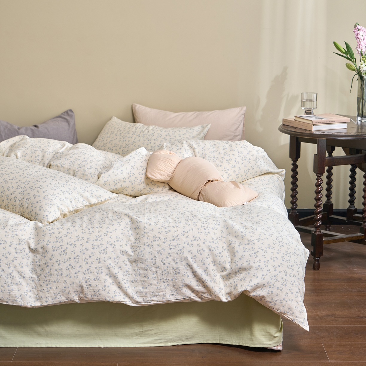 洋铭区（原狠狠爱） 2026春季新款简约全棉 无边双层纱 四件套系列 迷你小兰花