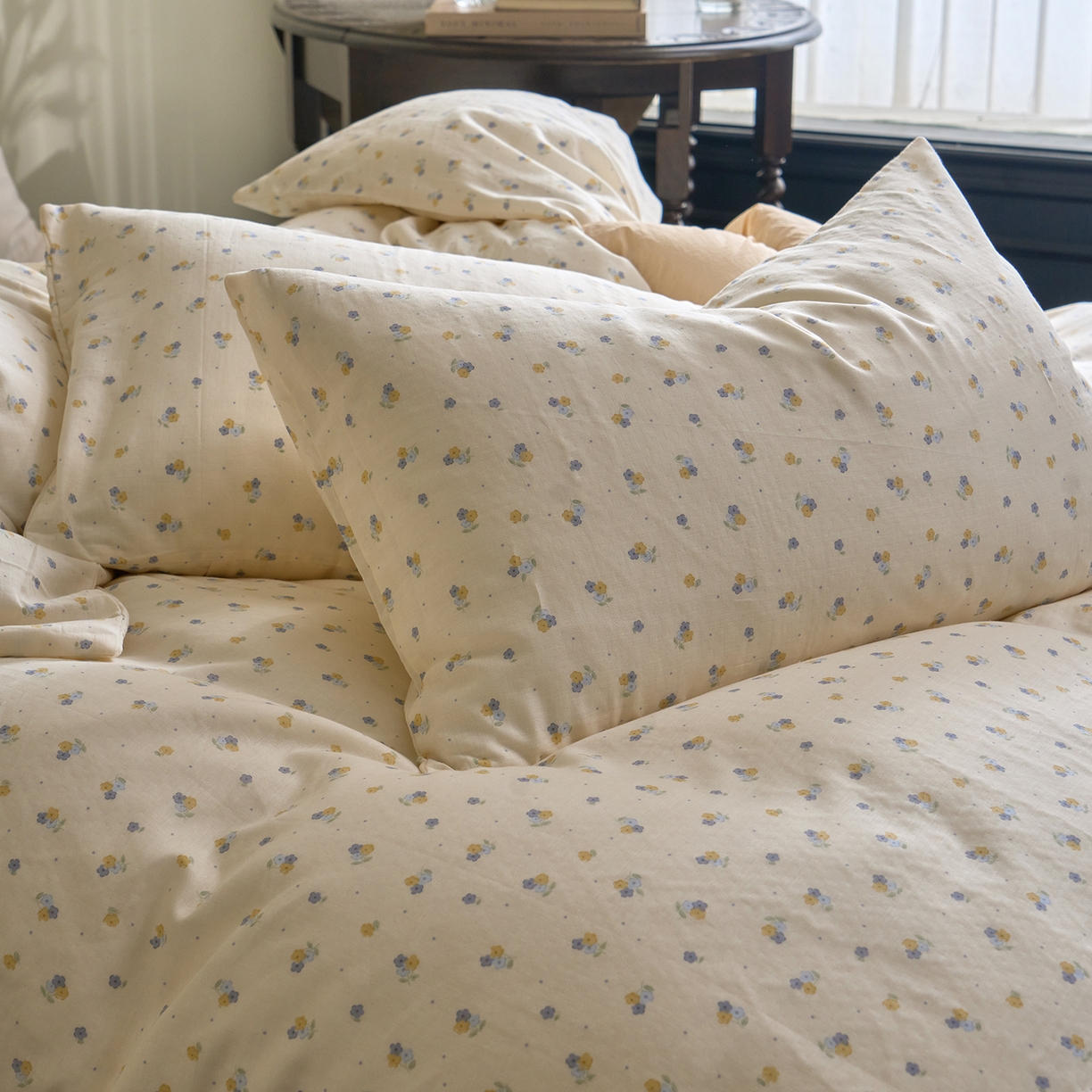 91家纺网 家纺一手货源 找家纺 洋铭区（原狠狠爱） 2026春季新款简约全棉 无边双层纱 四件套系列 米兰小花