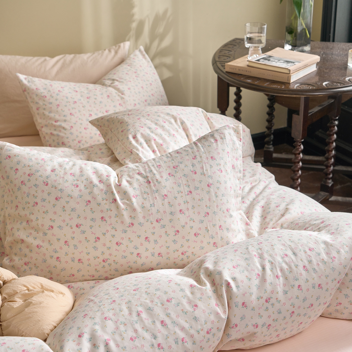 91家纺网 家纺一手货源 找家纺 洋铭区（原狠狠爱） 2026春季新款简约全棉 无边双层纱 四件套系列 烟花粉