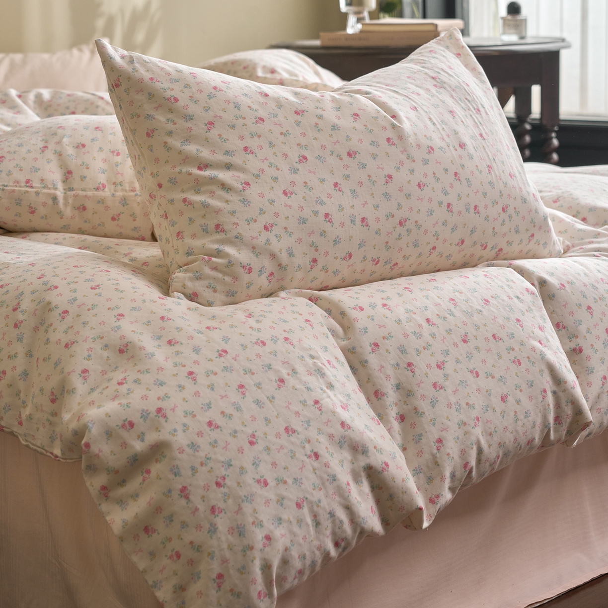 91家纺网 家纺一手货源 找家纺 洋铭区（原狠狠爱） 2026春季新款简约全棉 无边双层纱 四件套系列 烟花粉