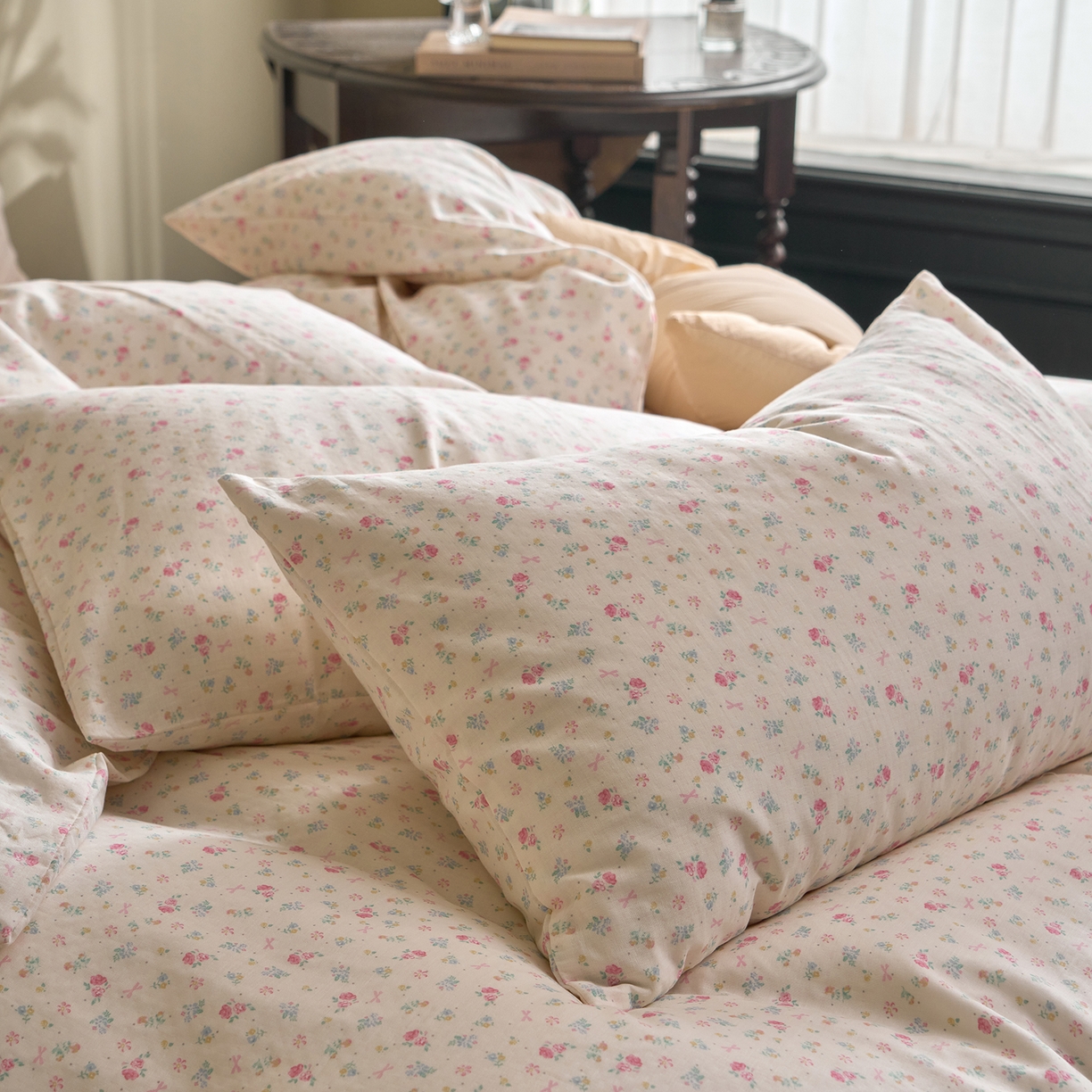 91家纺网 家纺一手货源 找家纺 洋铭区（原狠狠爱） 2026春季新款简约全棉 无边双层纱 四件套系列 烟花粉