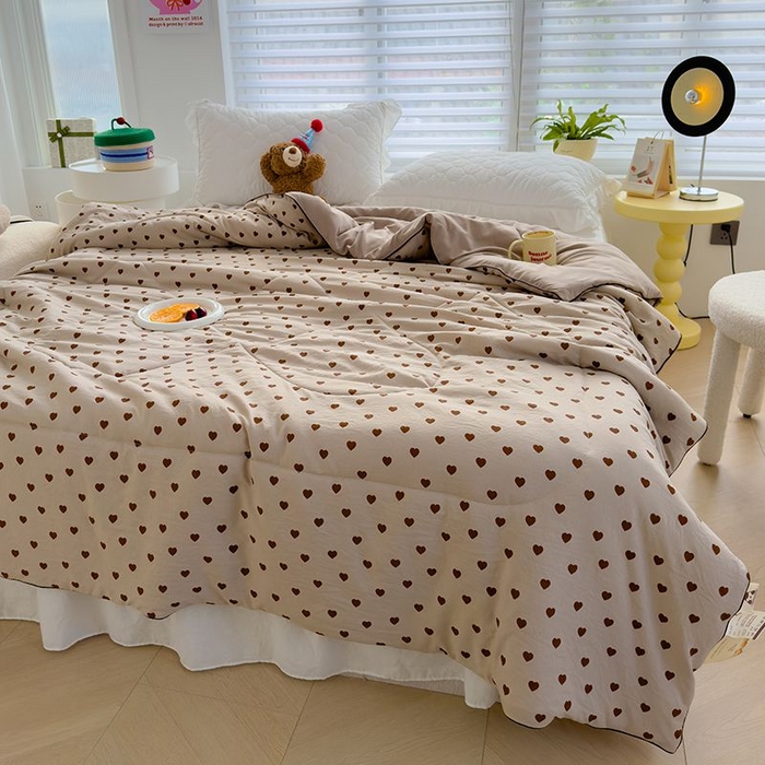 91家纺网 家纺一手货源 找家纺 默忆 2026新款水洗棉双层纱夏被夏凉被空调被被子被芯 复古爱心