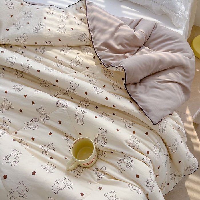 91家纺网 家纺一手货源 找家纺 默忆 2026新款水洗棉双层纱夏被夏凉被空调被被子被芯 小熊院长