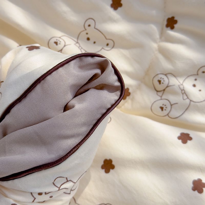 91家纺网 家纺一手货源 找家纺 默忆 2026新款水洗棉双层纱夏被夏凉被空调被被子被芯 小熊院长