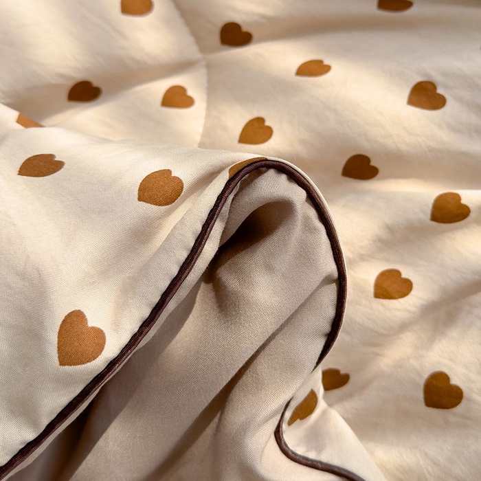 91家纺网 家纺一手货源 找家纺 默忆 2026新款水洗棉双层纱夏被夏凉被空调被被子被芯 复古爱心