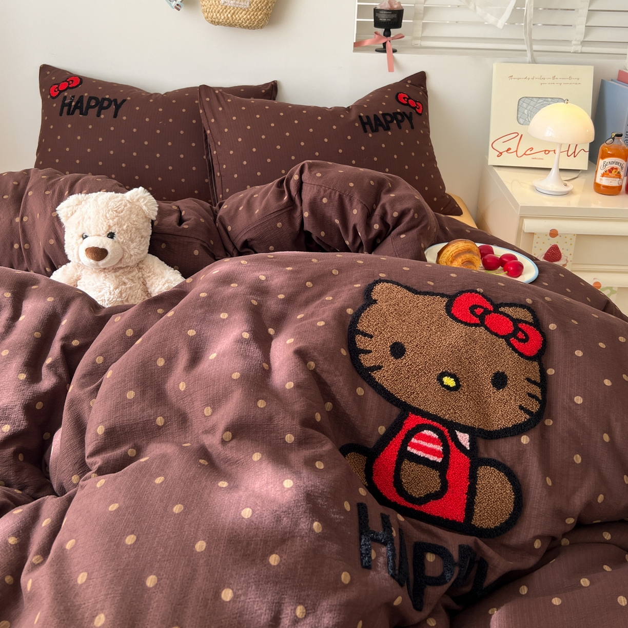 91家纺网 家纺一手货源 找家纺 童颜 2026新款软糯泡芙纱水洗棉卡通毛巾绣四件套 黑皮波点