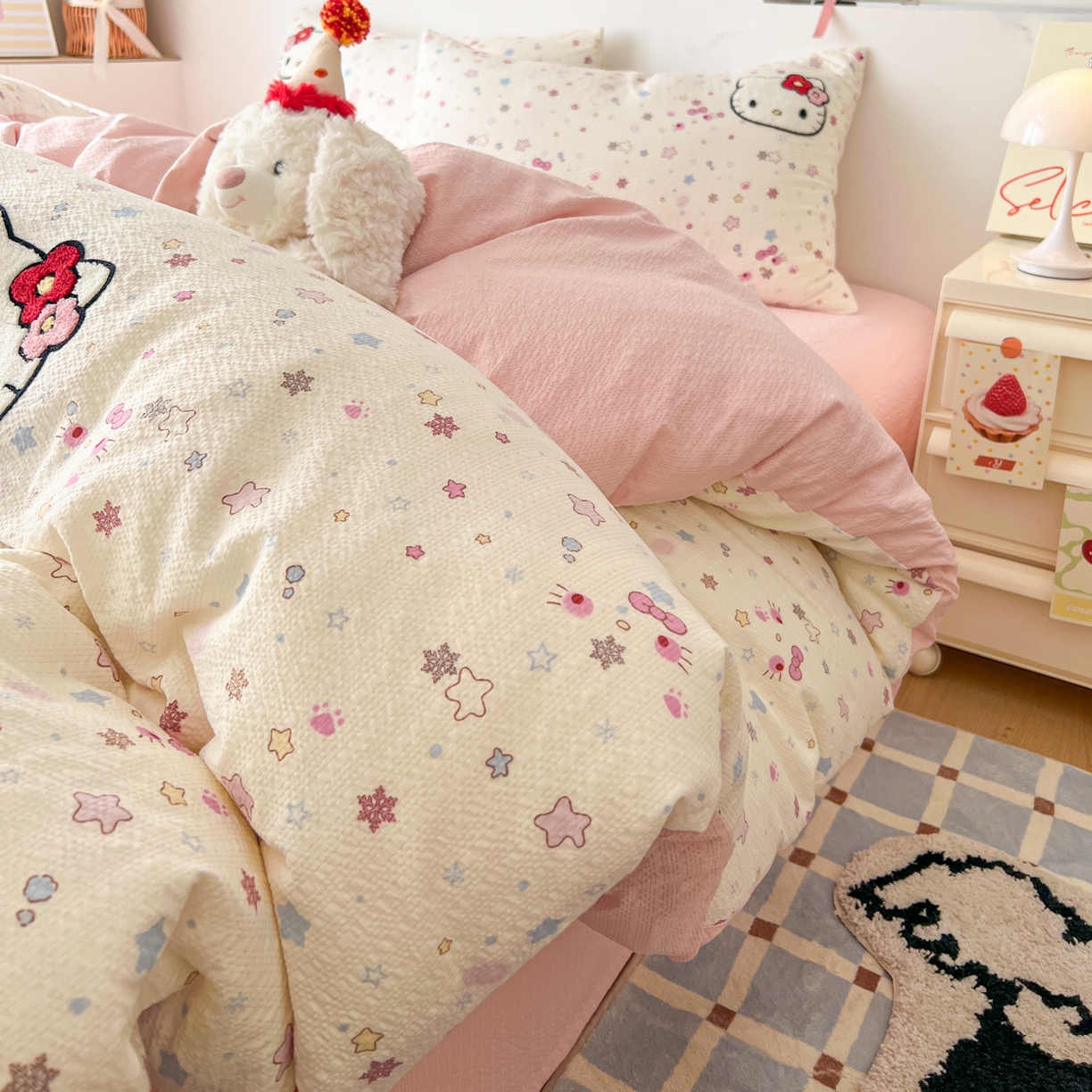 91家纺网 家纺一手货源 找家纺 童颜 2026新款软糯泡芙纱水洗棉卡通毛巾绣四件套 木马猫咪