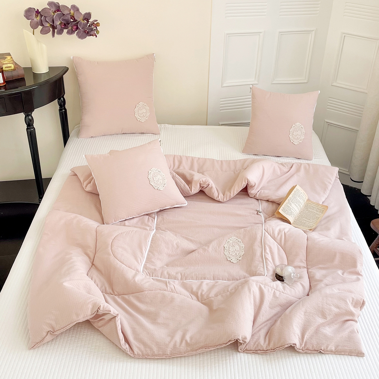 91家纺网 家纺一手货源 找家纺 番茄+ 2026新款法式极简抱枕被 法式极简—蜜桃粉