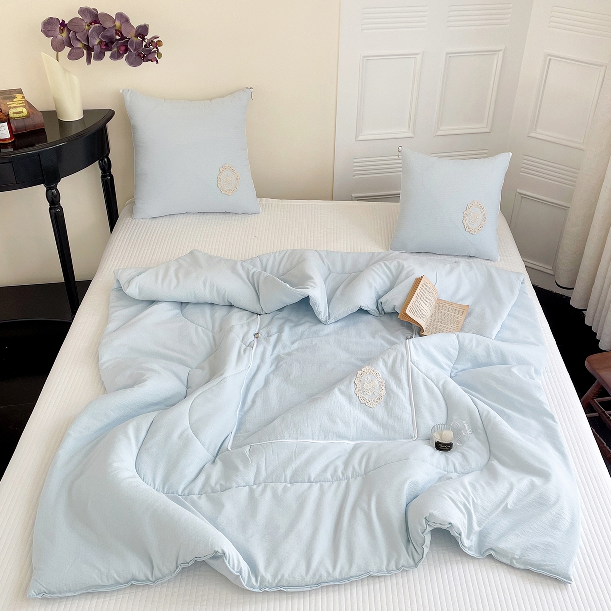 91家纺网 家纺一手货源 找家纺 番茄+ 2026新款法式极简抱枕被 法式极简—清爽蓝