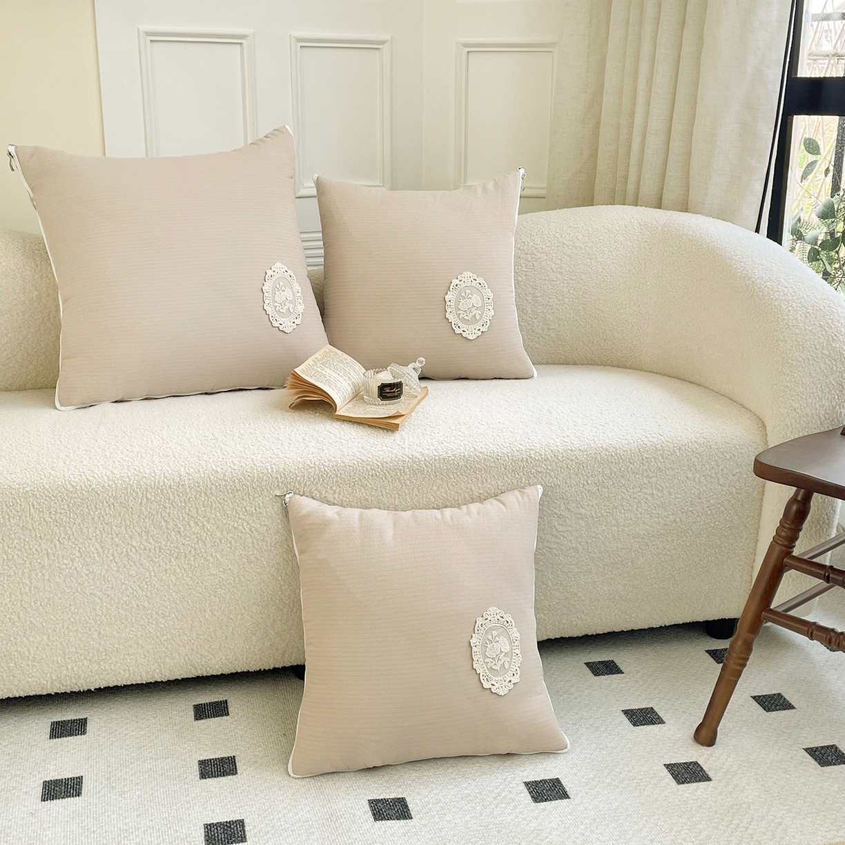 91家纺网 家纺一手货源 找家纺 番茄+ 2026新款法式极简抱枕被 法式极简—奶茶