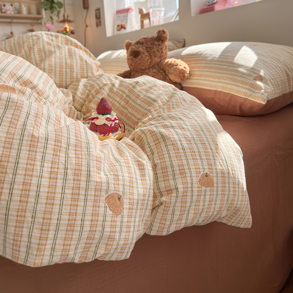 91家纺网 家纺一手货源 找家纺 罗亿家纺 2026年新款泡芙水洗棉双层纱四件套 南瓜日记