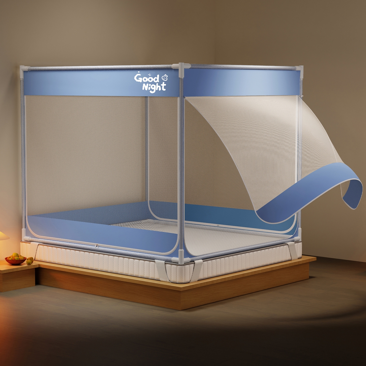 91家纺网 家纺一手货源 找家纺 初心家纺 2026新款外穿杆坐床防摔蚊帐-场景一 蓝-字母