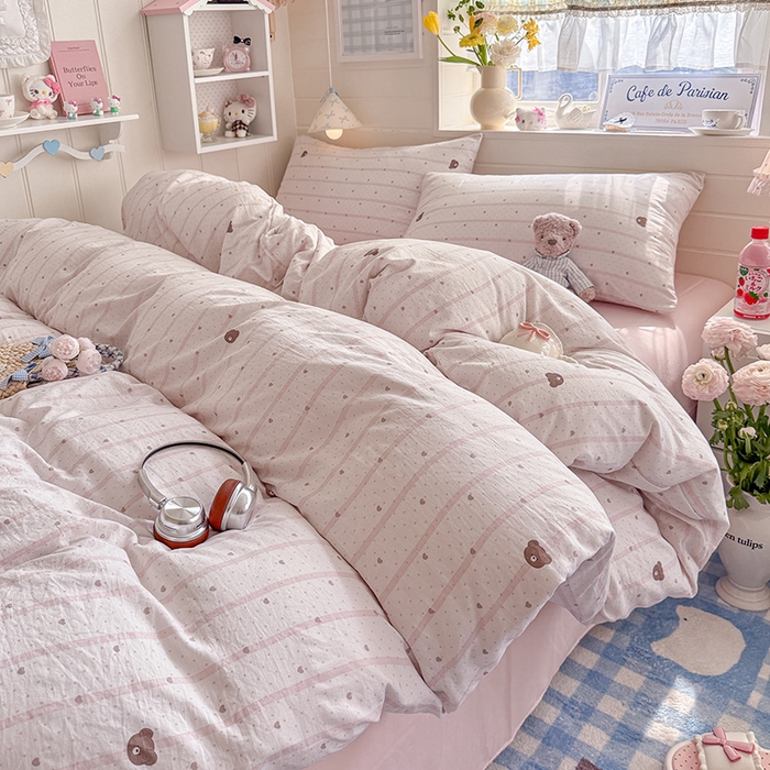 91家纺网 家纺一手货源 找家纺 罗亿家纺 2026年新款泡芙水洗棉双层纱四件套 文艺小熊