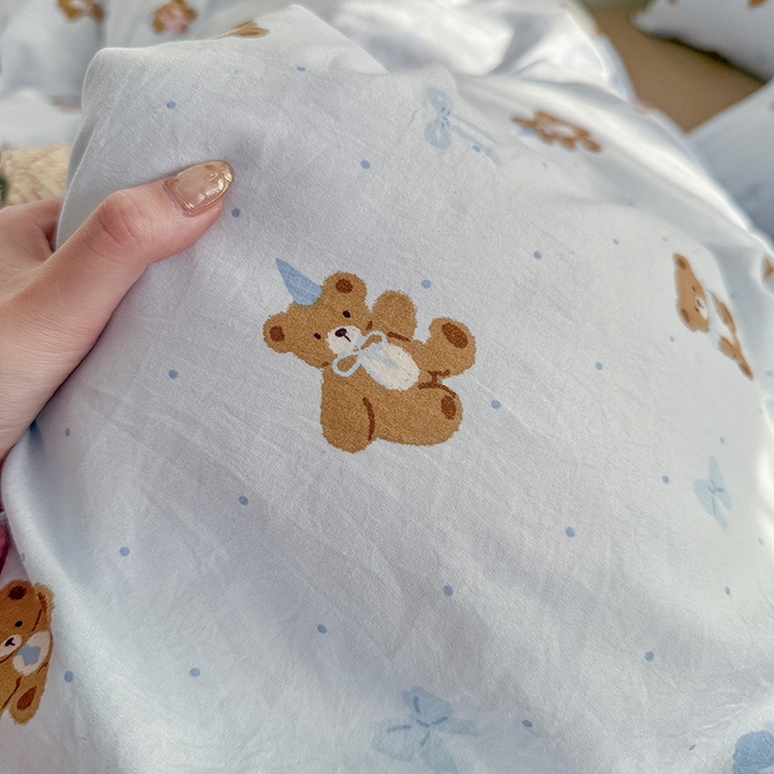 91家纺网 家纺一手货源 找家纺 罗亿家纺 2026年新款泡芙水洗棉双层纱四件套 小熊日记