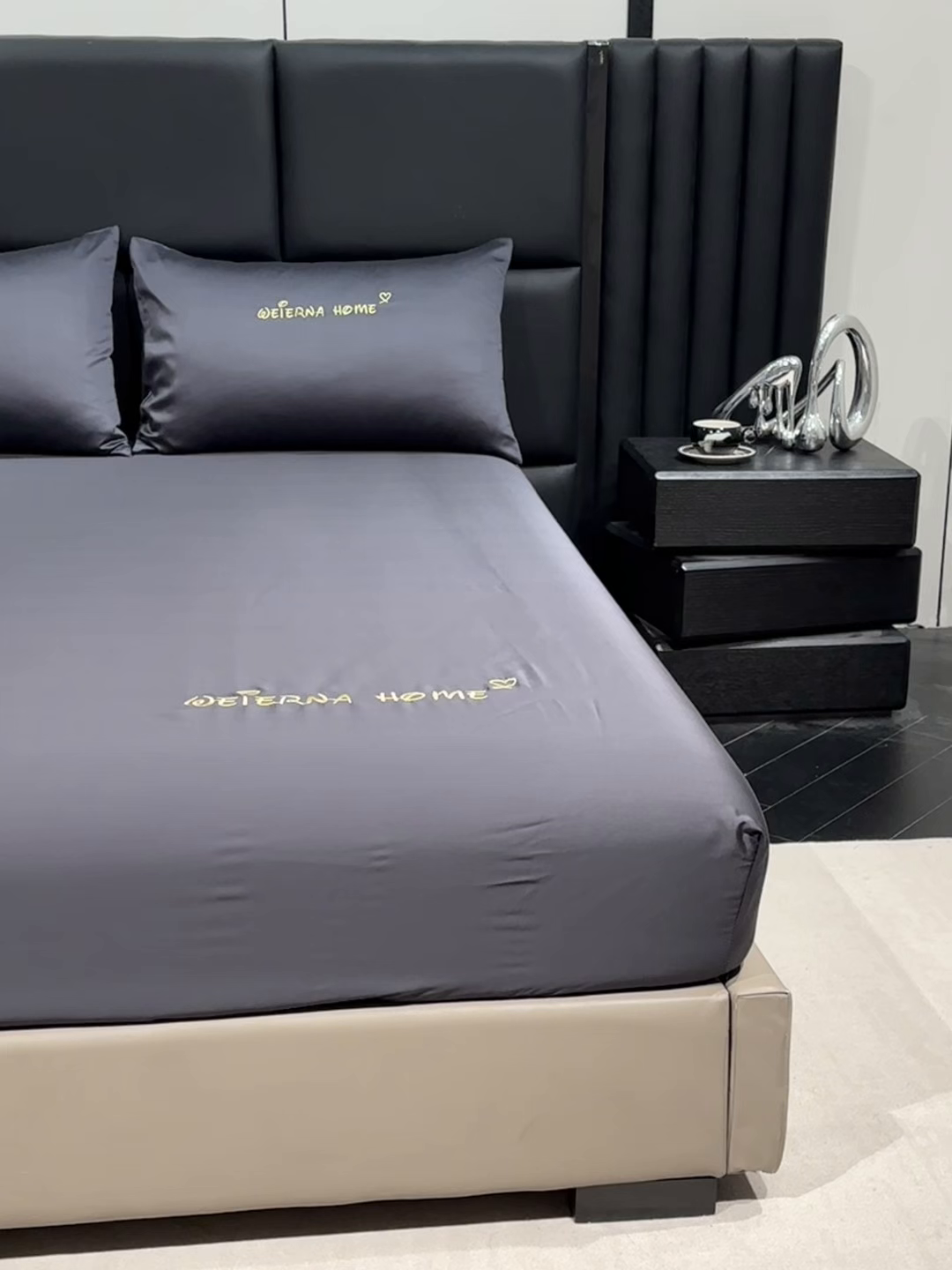 91家纺网 家纺一手货源 找家纺 利欧 2026新款水洗真丝-LI利-单床笠床笠三件套 利-高级灰