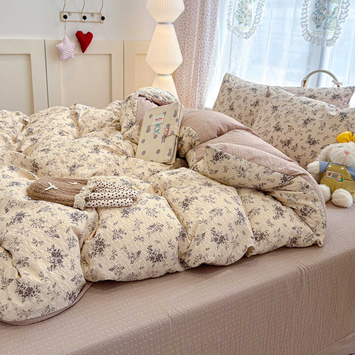 91家纺网 家纺一手货源 找家纺 竹合家纺 2026春夏新品高克重A类泡芙纱泡泡皱皱纱四件套 暮野