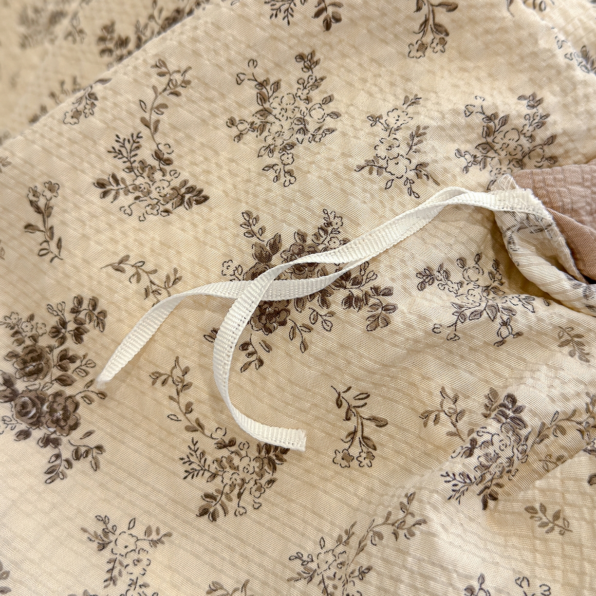 91家纺网 家纺一手货源 找家纺 竹合家纺 2026春夏新品高克重A类泡芙纱泡泡皱皱纱四件套 暮野