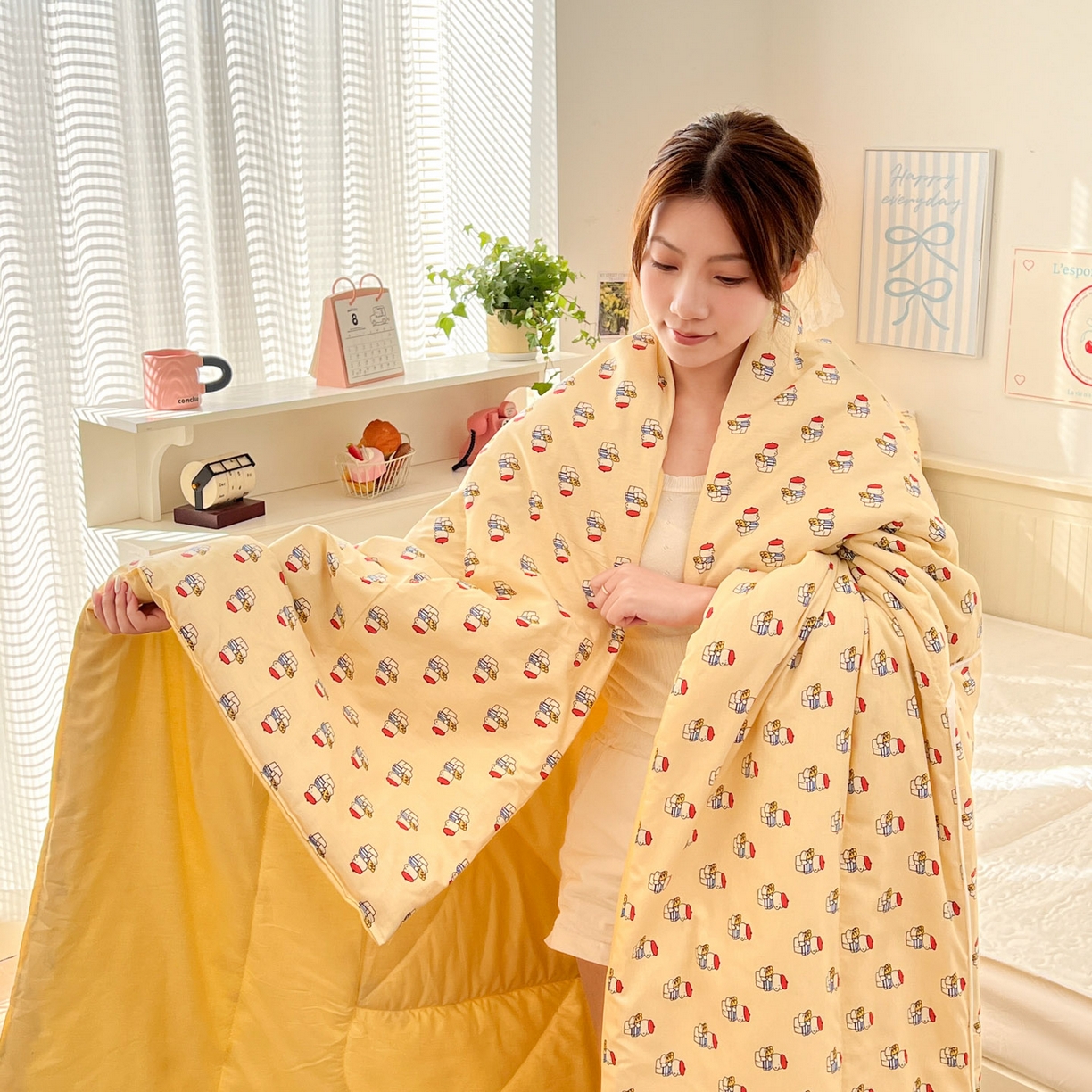 91家纺网 家纺一手货源 找家纺 番茄+ 2026新款全棉纯棉13070小清新卡通全棉系列抱枕被 面包狗