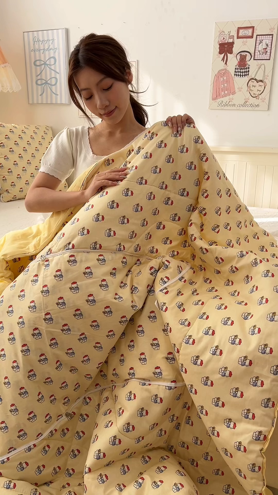 91家纺网 家纺一手货源 找家纺 番茄+ 2026新款全棉纯棉13070小清新卡通全棉系列抱枕被 面包狗