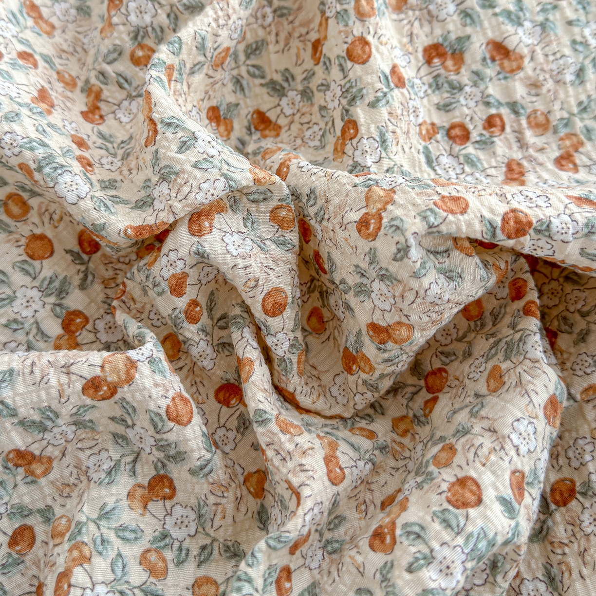 91家纺网 家纺一手货源 找家纺 竹合家纺 2026春夏新品高克重A类泡芙纱泡泡皱皱纱四件套 桔果