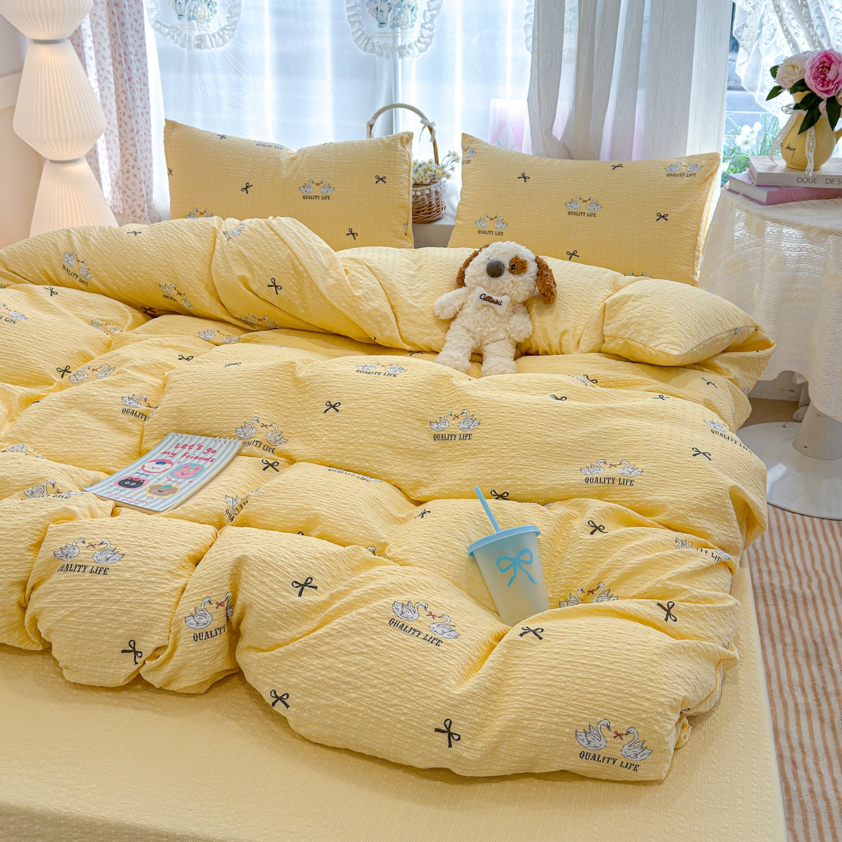 91家纺网 家纺一手货源 找家纺 竹合家纺 2026春夏新品高克重A类泡芙纱泡泡皱皱纱四件套 天鹅湖