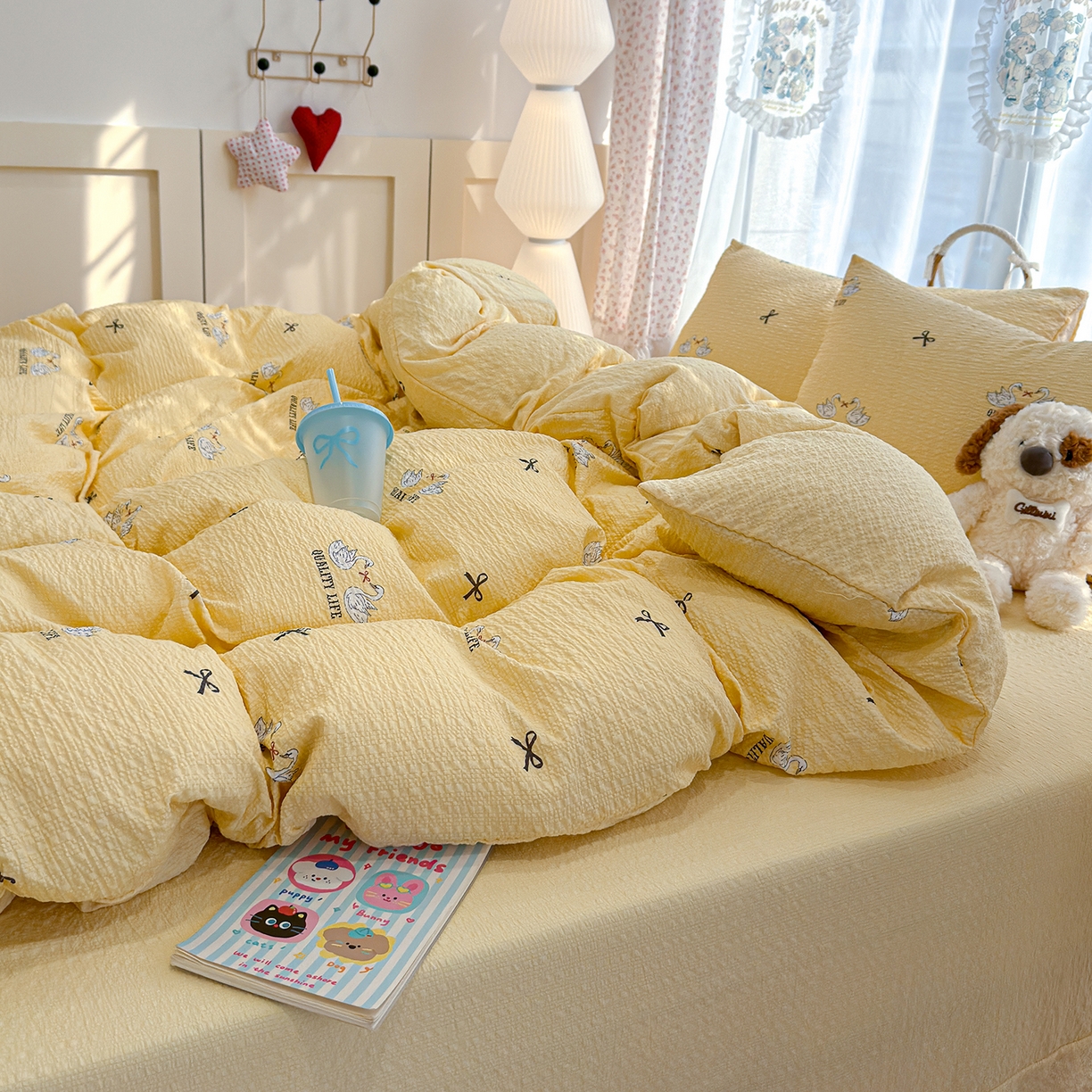 91家纺网 家纺一手货源 找家纺 竹合家纺 2026春夏新品高克重A类泡芙纱泡泡皱皱纱四件套 天鹅湖