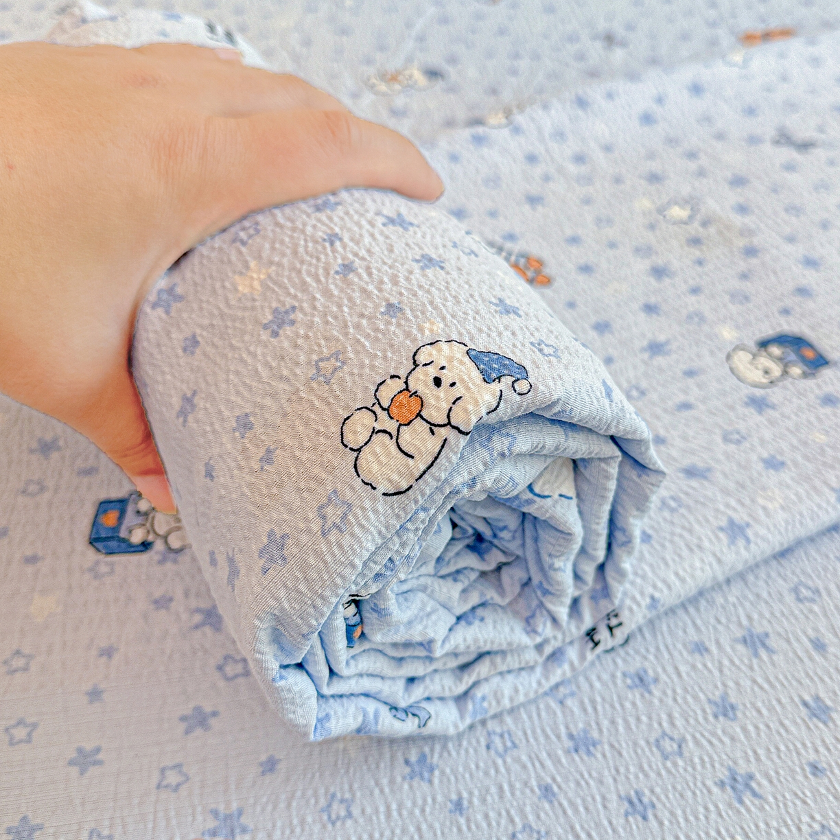 91家纺网 家纺一手货源 找家纺 仟人梦 2026新款云感双层纱印花单床单床单单件 淘气狗