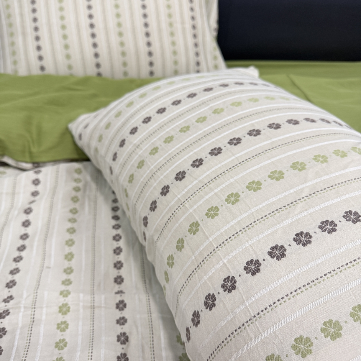 91家纺网 家纺一手货源 找家纺 （总）仰望棉麻双层纱供应链 2026新款全棉色织提花四件套-绿漪枫舟