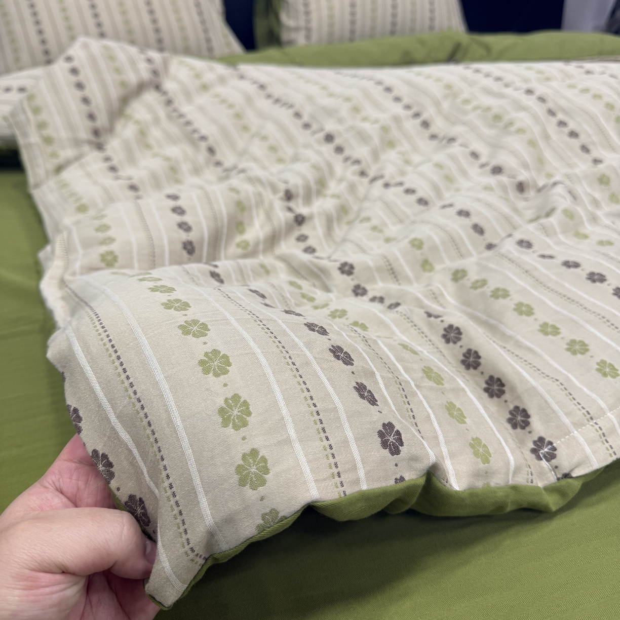 91家纺网 家纺一手货源 找家纺 （总）仰望棉麻双层纱供应链 2026新款全棉色织提花四件套-绿漪枫舟