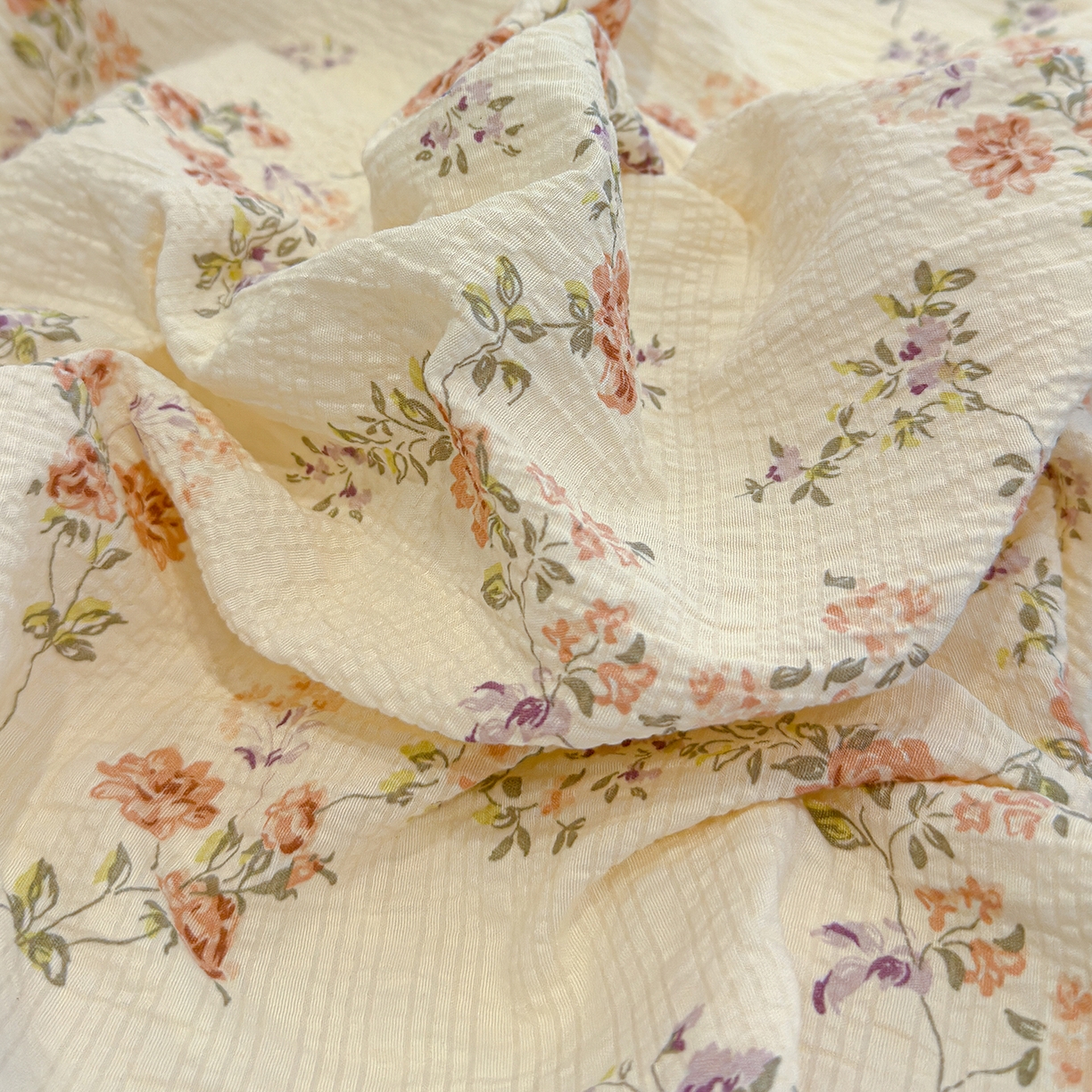 91家纺网 家纺一手货源 找家纺 竹合家纺 2026春夏新品高克重A类泡芙纱泡泡皱皱纱四件套 山花漫