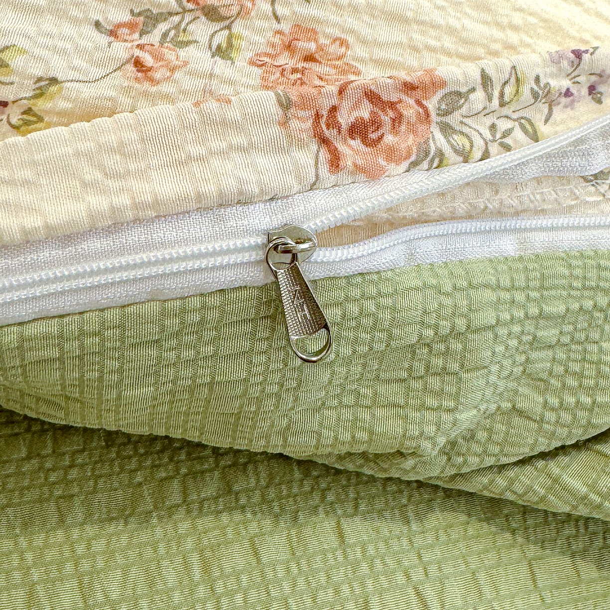 91家纺网 家纺一手货源 找家纺 竹合家纺 2026春夏新品高克重A类泡芙纱泡泡皱皱纱四件套 山花漫