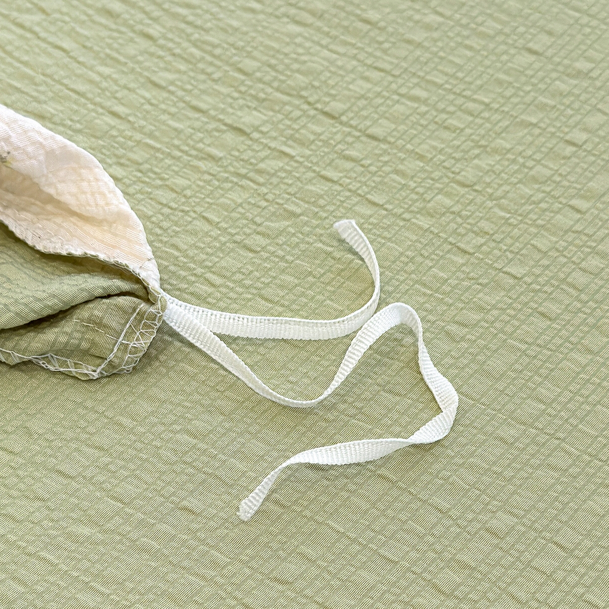 91家纺网 家纺一手货源 找家纺 竹合家纺 2026春夏新品高克重A类泡芙纱泡泡皱皱纱四件套 山花漫