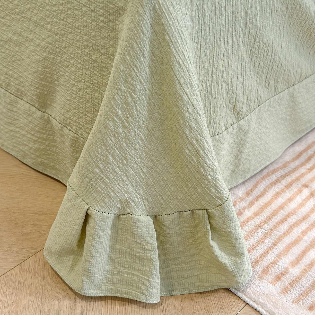 91家纺网 家纺一手货源 找家纺 竹合家纺 2026春夏新品高克重A类泡芙纱泡泡皱皱纱四件套 山花漫