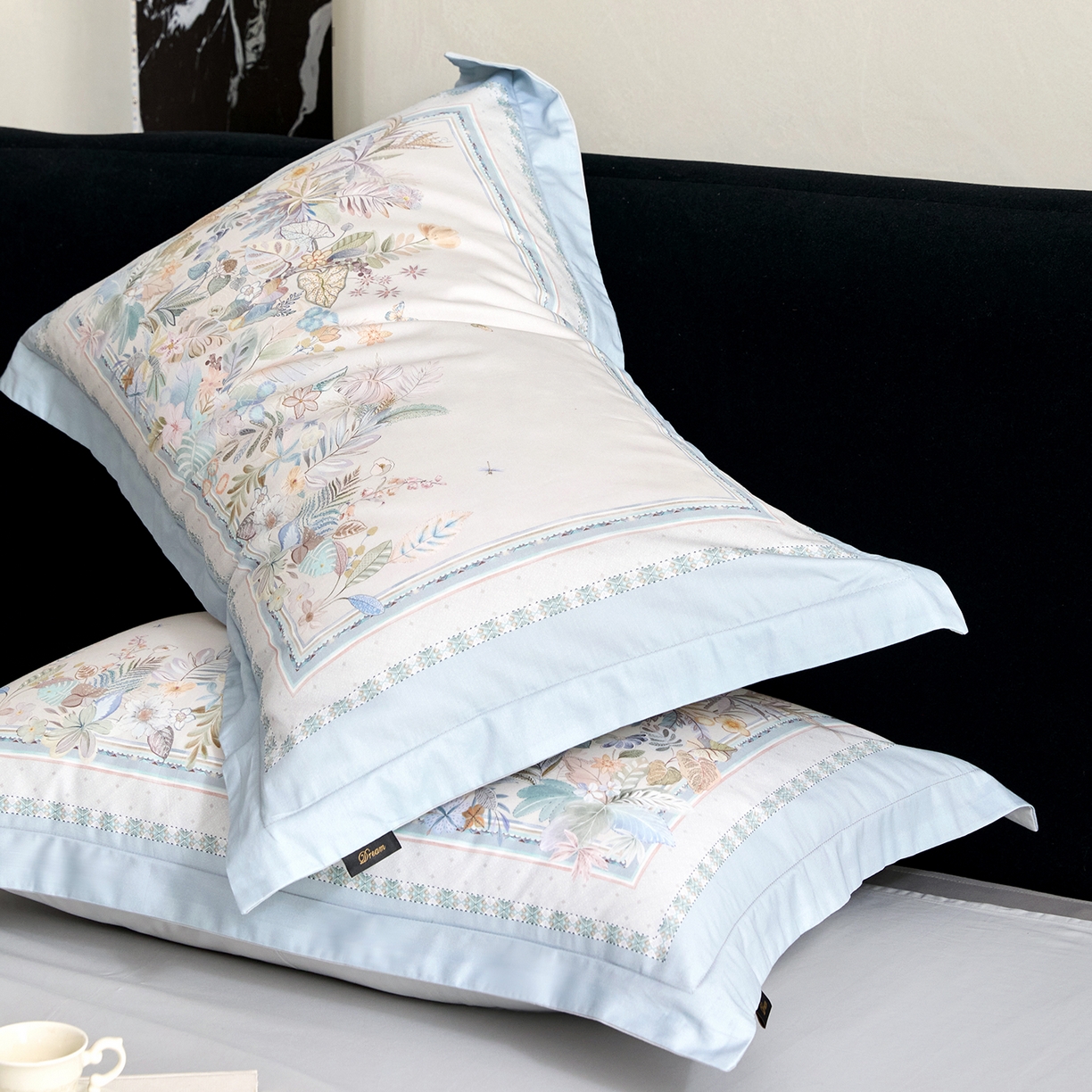 91家纺网 家纺一手货源 找家纺 梧桐树 2026新款60长绒棉平网大版系列四件套 P22梦之瑶蓝