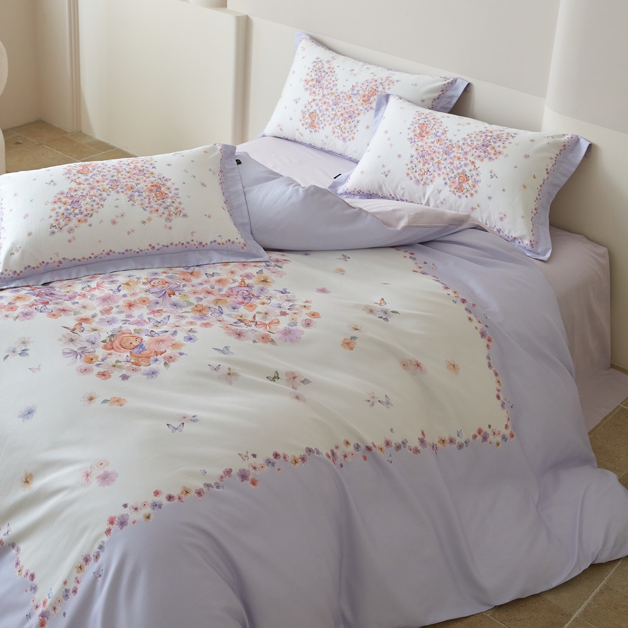 91家纺网 家纺一手货源 找家纺 梧桐树 2026新款60长绒棉平网大版系列四件套 P24蝶梦紫