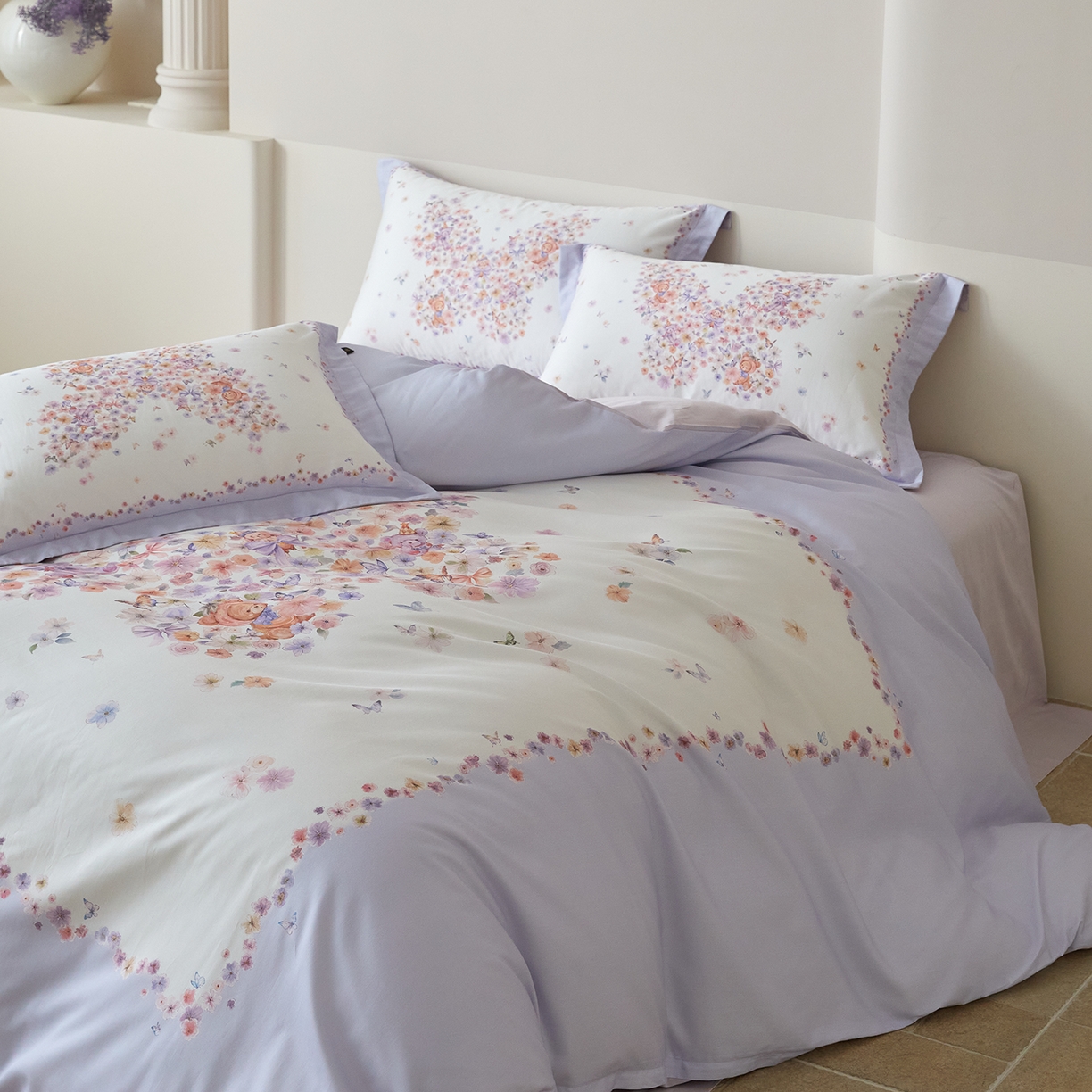 91家纺网 家纺一手货源 找家纺 梧桐树 2026新款60长绒棉平网大版系列四件套 P24蝶梦紫