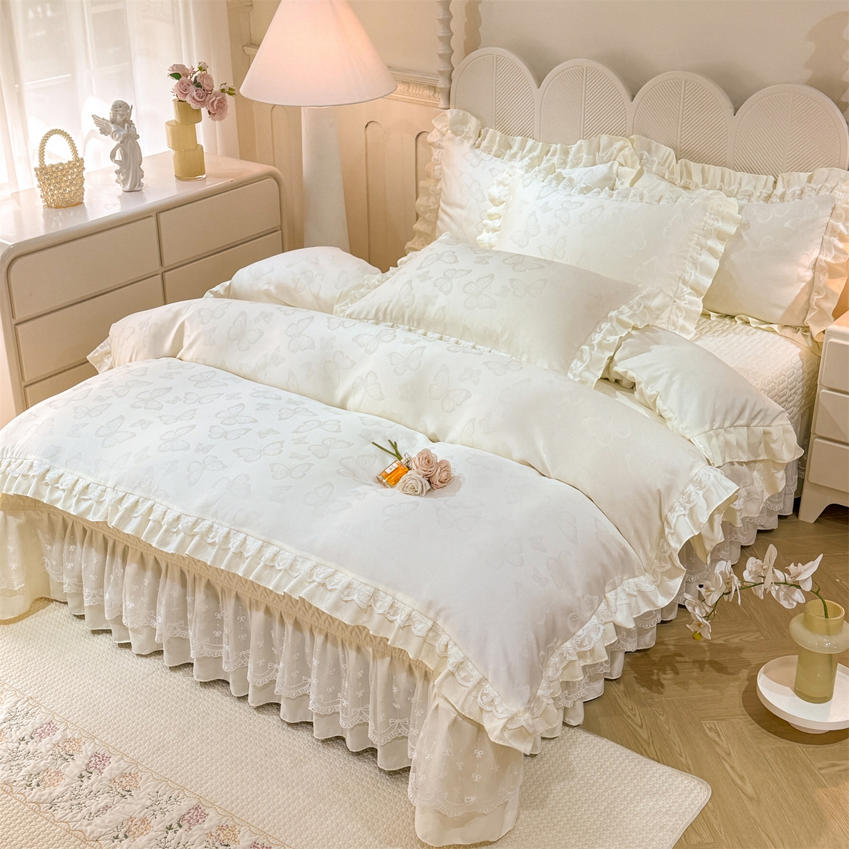 优贝家纺 2026春夏新款提花水洗天丝冰丝天丝韩版夹棉床盖四件套 蝶舞-奶油白