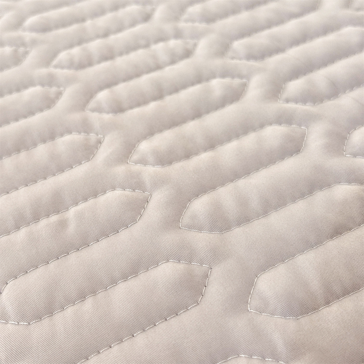 91家纺网 家纺一手货源 找家纺 优贝家纺 2026春夏新款提花水洗天丝冰丝天丝韩版夹棉床盖四件套 蝶舞-绅士灰